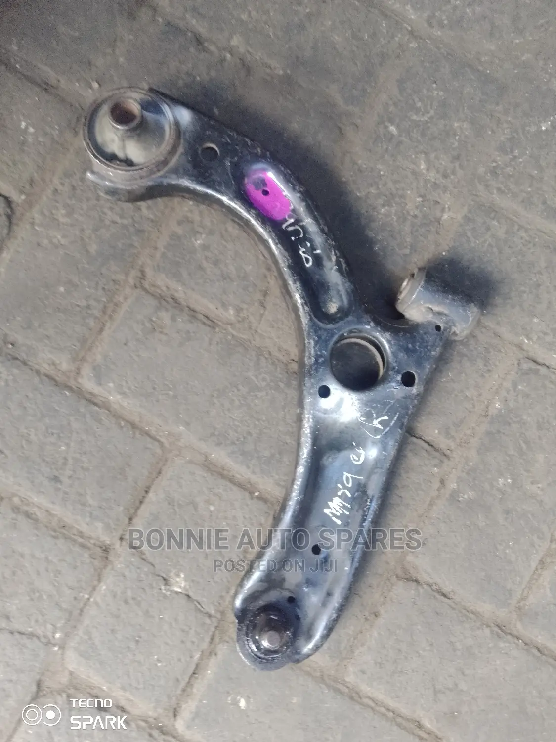 Daihatsu Mira Control Arm