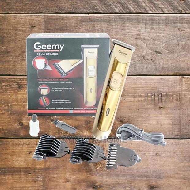 Geemy Reachable Hair Trimmer/Clipper/Shaving Machine