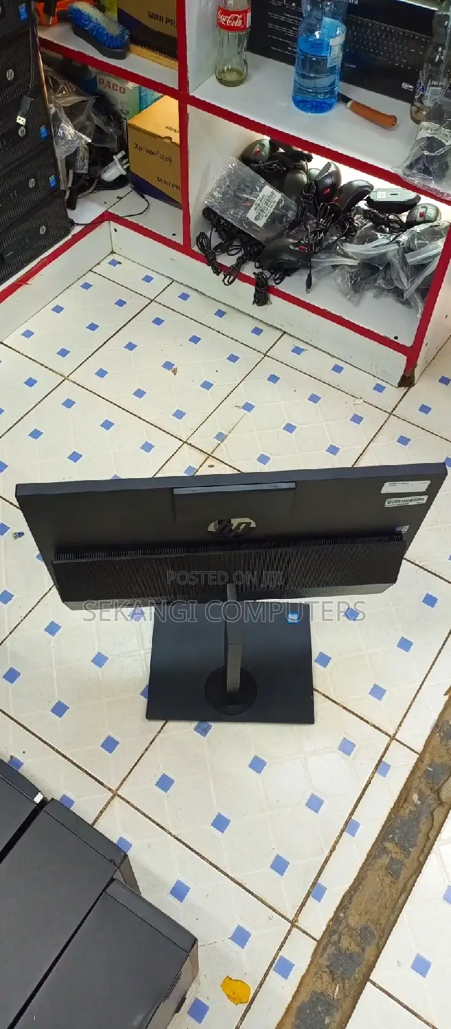 Desktop Computer HP AiO 22 8GB Intel Core I5 SSD 256GB