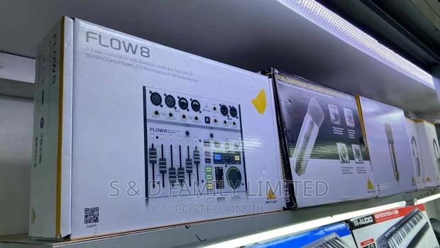 Behringer Flow 8 Digital Mixer - main view