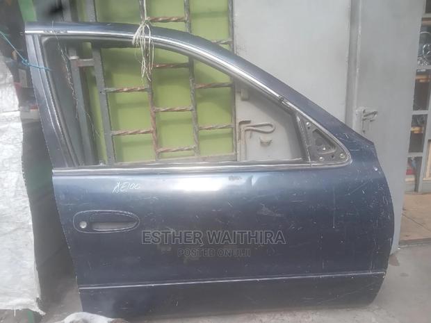 Toyota Sprinter 100 Door