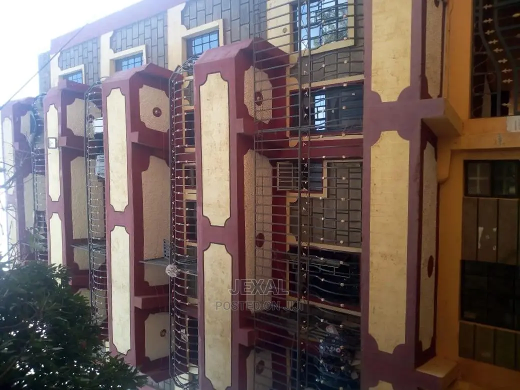 Moving Kutoka Ngorofa Kuenda Ngorofa