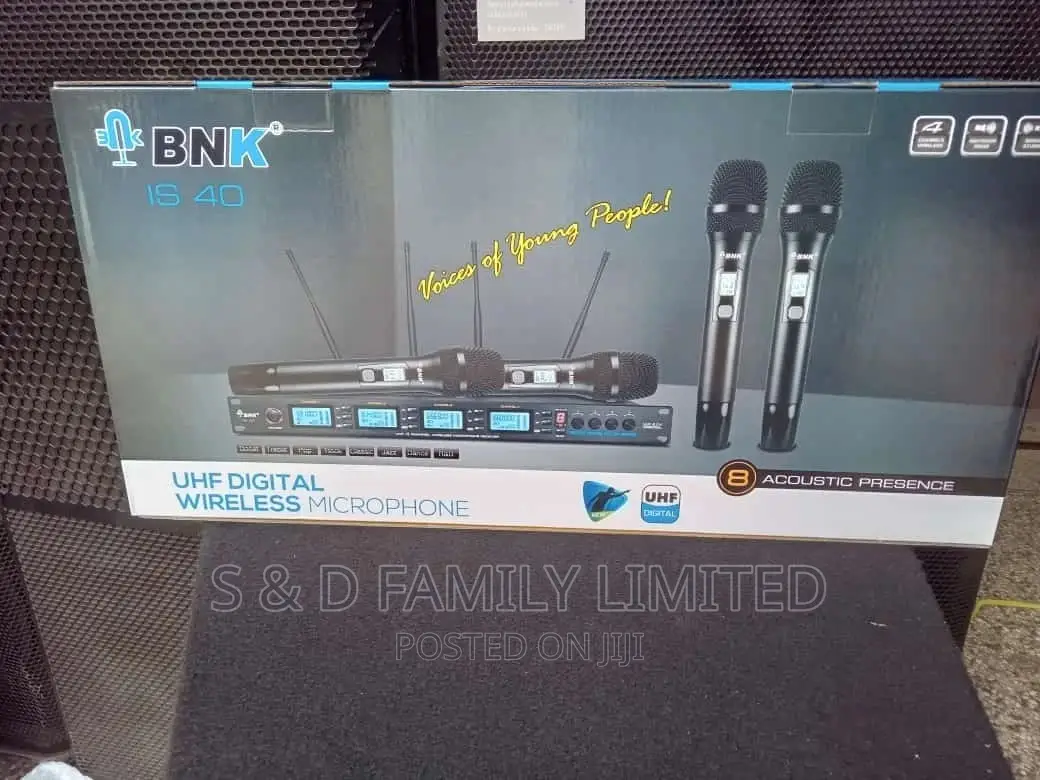 BNK IS40 Wireless Microphone 4 in 1
