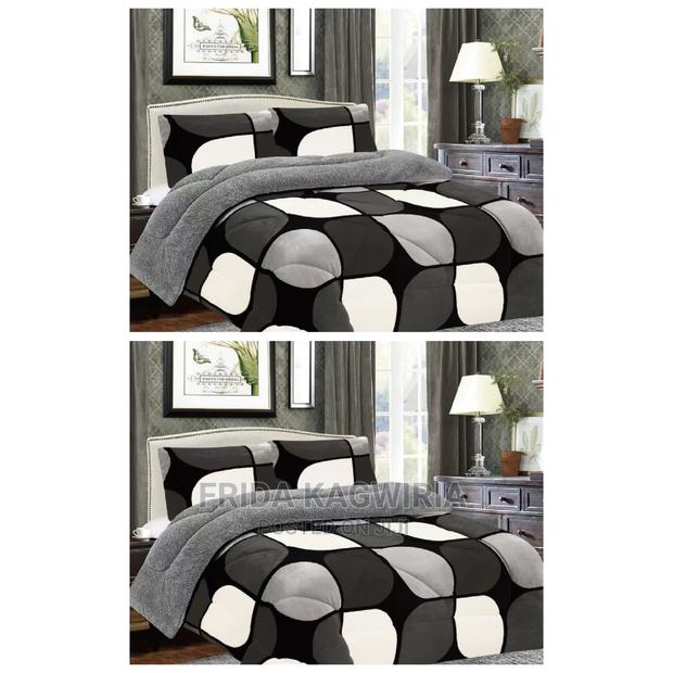 Single Floral Woolen Duvets - thumbnail 2