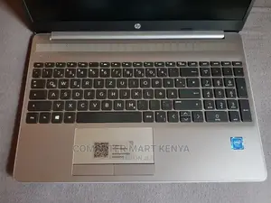New Laptop HP 250 G8 4GB Intel Core I3 HDD 1T
