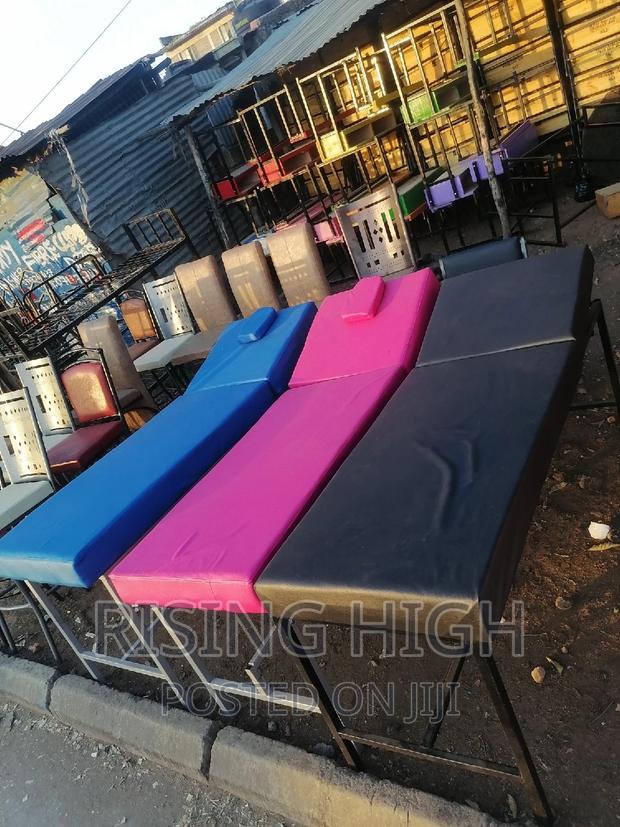 High Quality Massage Beds - thumbnail 3