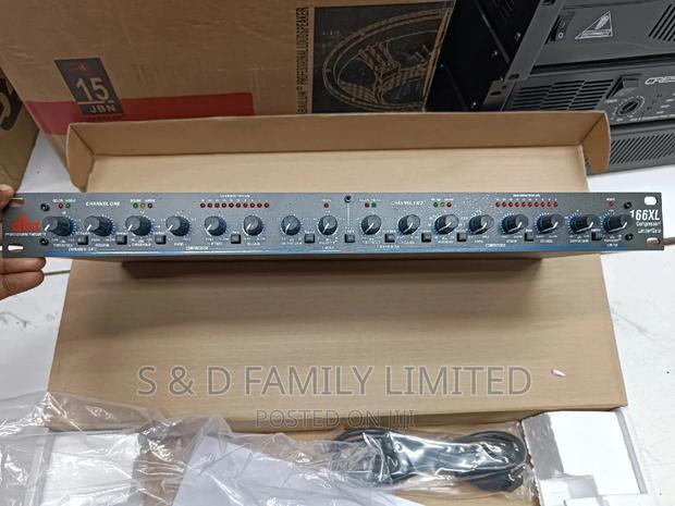 DBX 166xl Compressor/Limiter/Gate - thumbnail 2