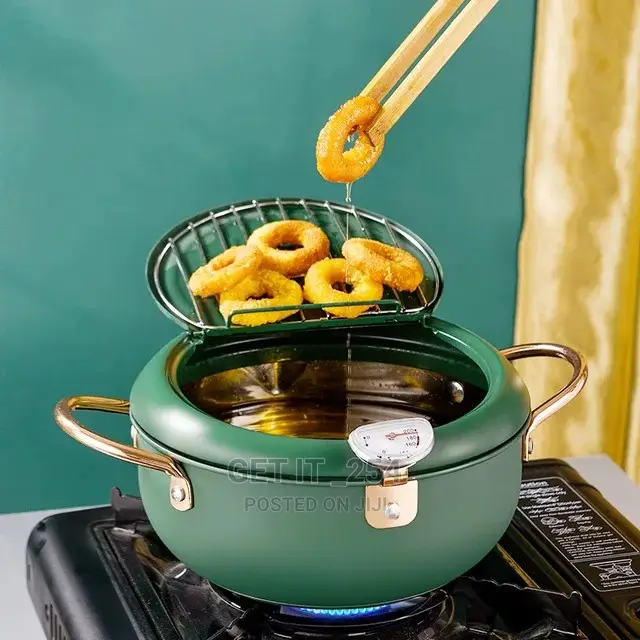 Nordic Green Coloured 3.4L Frying Pot With Thermometer