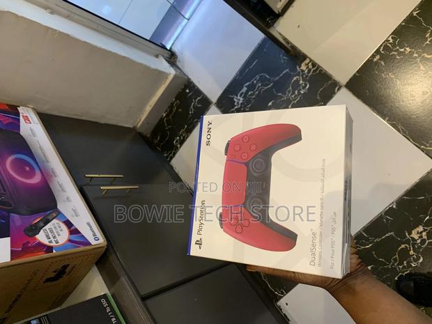 Ps5 Maroon Gaming Pad - main view