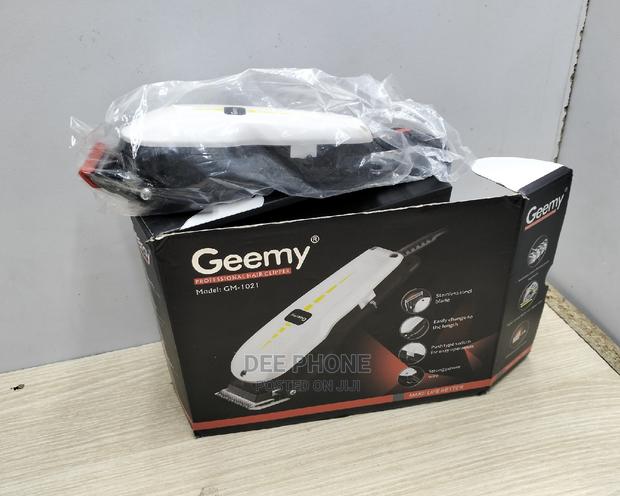Geemy Professional Hair Clipper - thumbnail 3