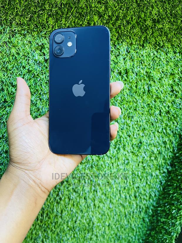 Apple iPhone 12 128 GB Black - main view