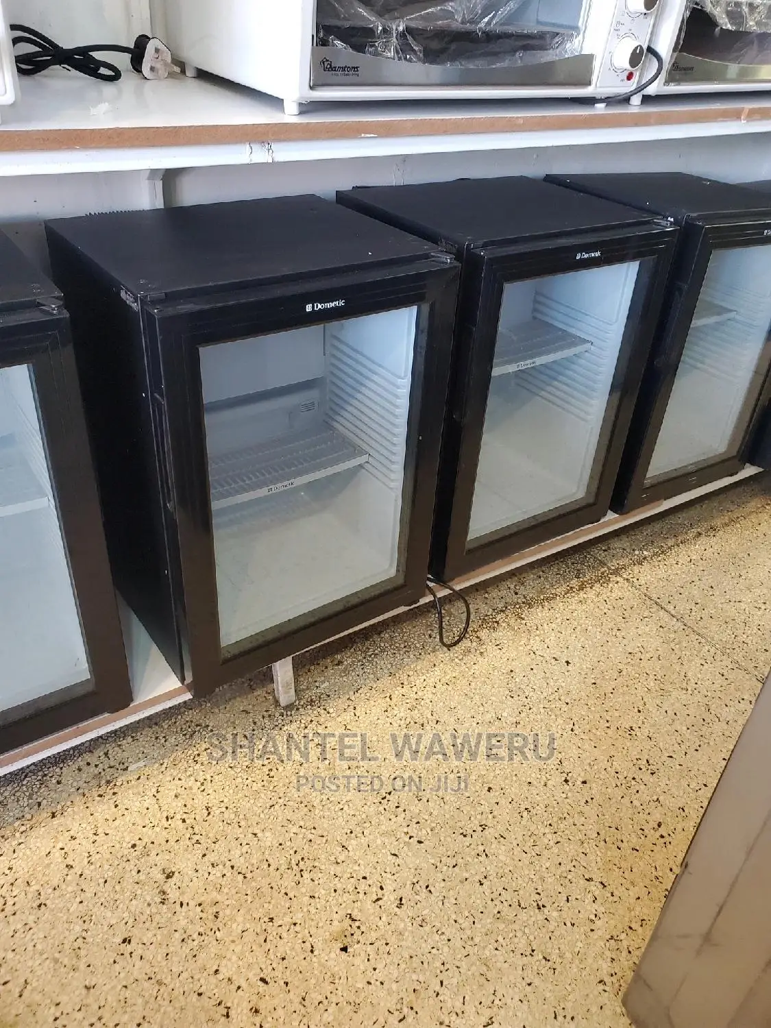 Min Display Fridge 70 Litres