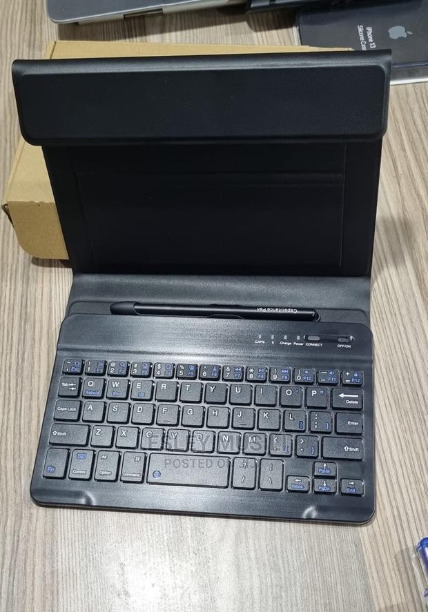 Samsung Galaxy Z Fold 4 With Wireless Bluetooth Keyboard - main view