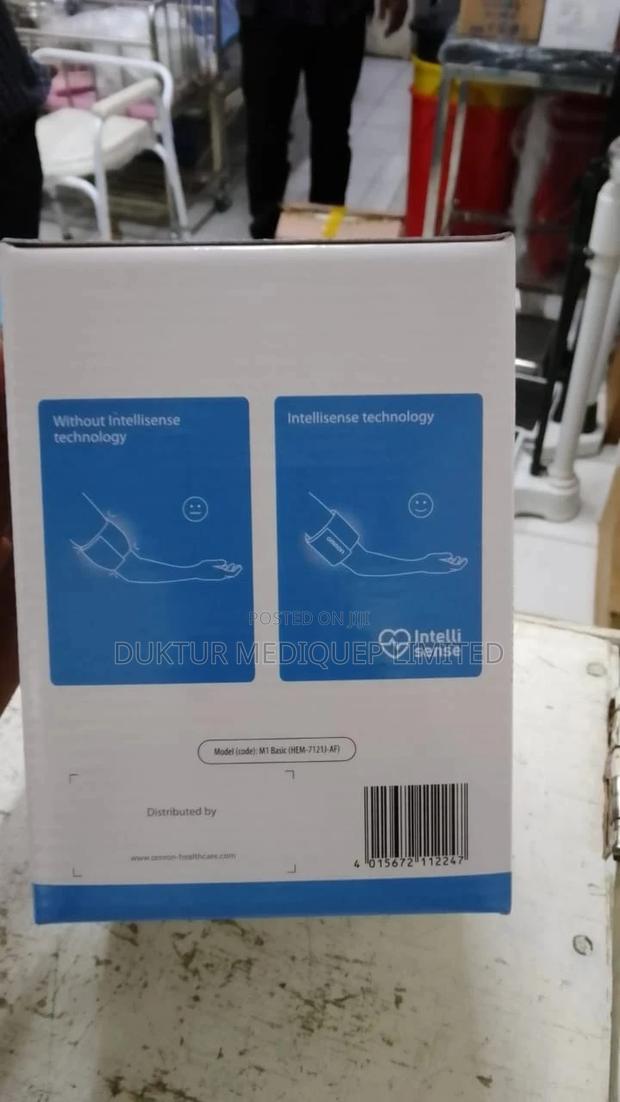 Omron M1 Basic Automatic Upper Arm Blood Pressure Monit - thumbnail 3