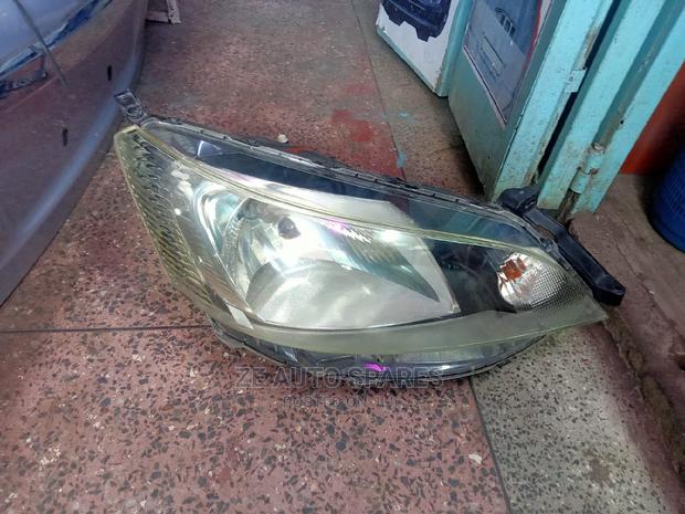 Nissan Nv200 Headlight Available Very Clean - thumbnail 2