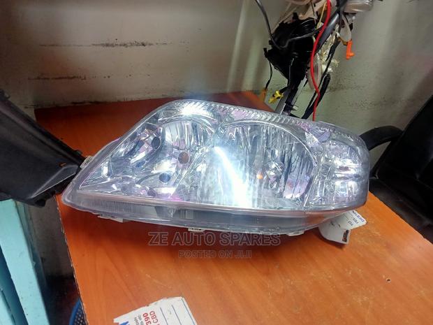 Fielder 2005 Non Xenon Headlight Very Clean