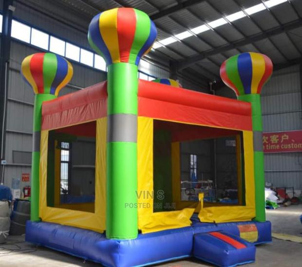 Bouncing Castles' Bouncing Castles/ Bouncing Castles* Castle
