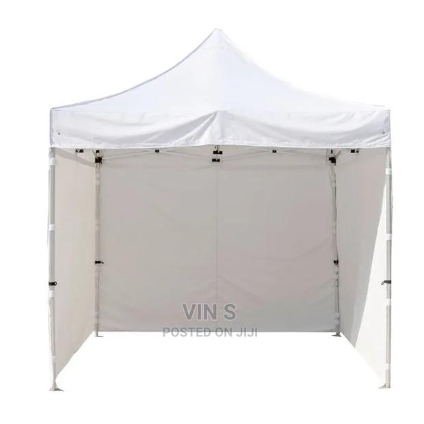 Gazebo Tent* Găzebo Tènt; Gãzebo Tênt+Gazêbo Těnt>Gazėbo/