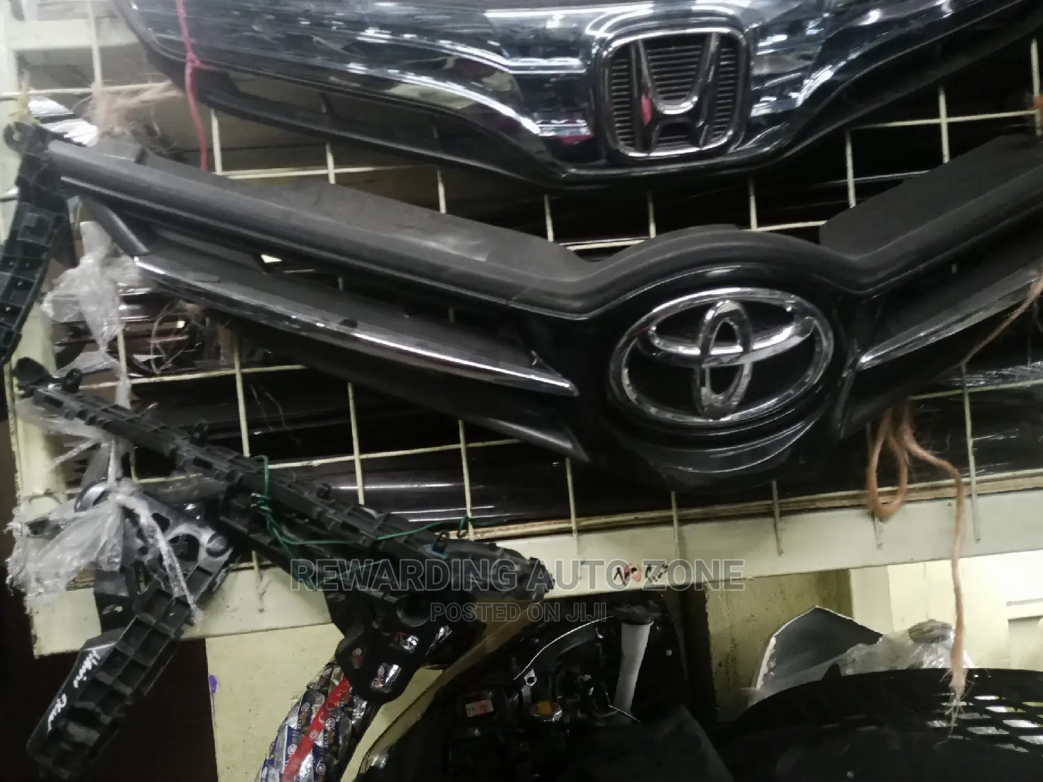 Auris 2012 Grille.