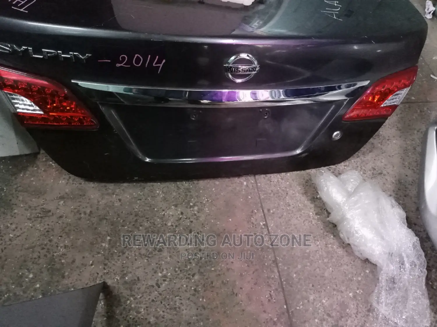 Nissan Sylphy New Model Tailgate (Boot)