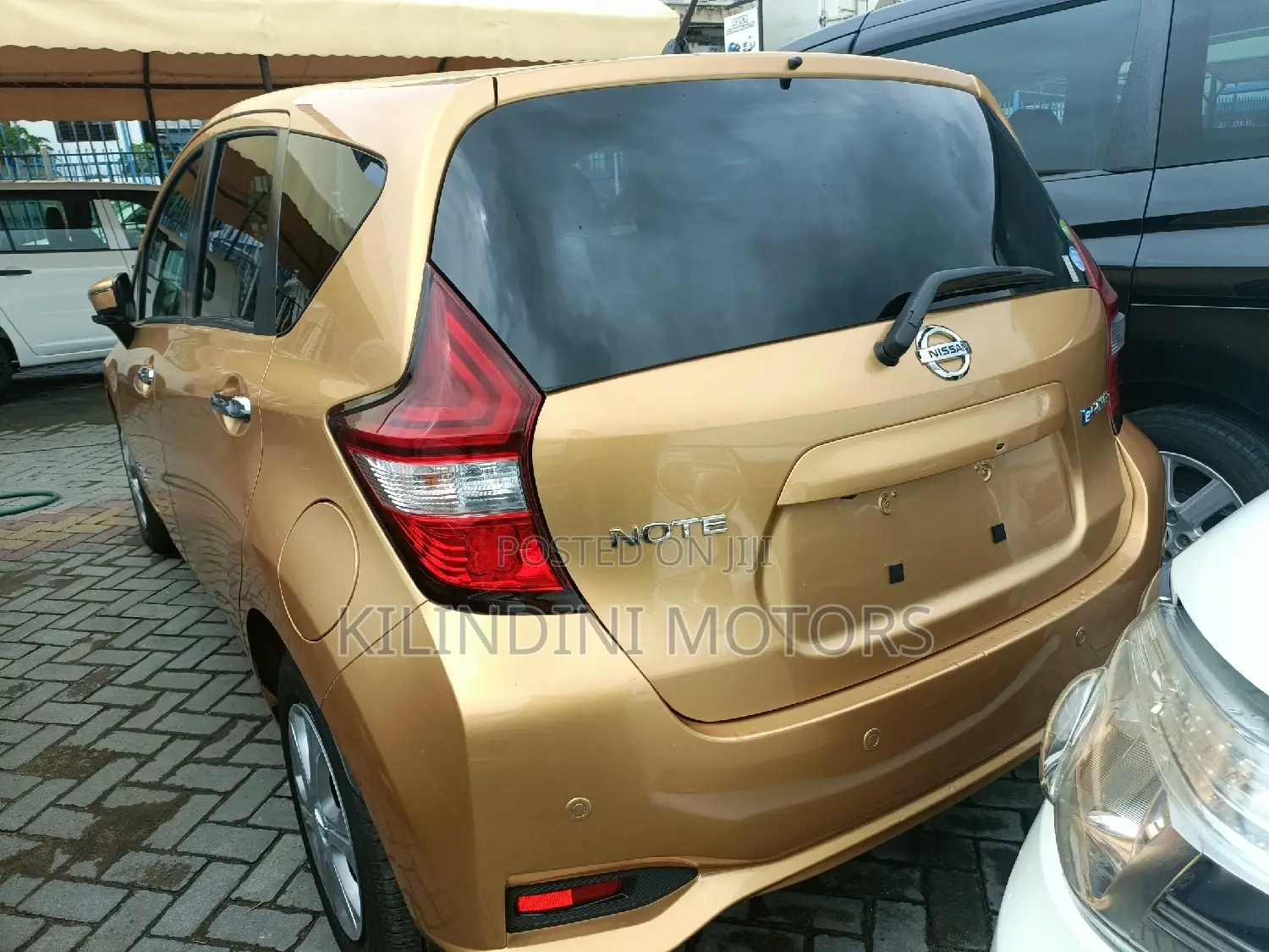 Nissan Note 2018 Gold