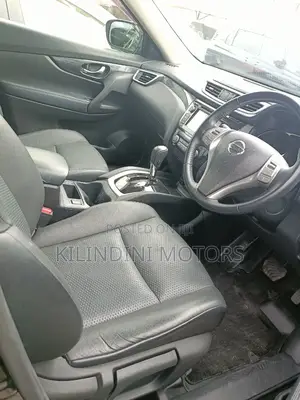 Nissan X-Trail 2017 Green
