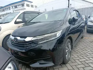 Honda Fit Shuttle 2017 Black