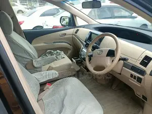 Toyota Estima 2016 Brown