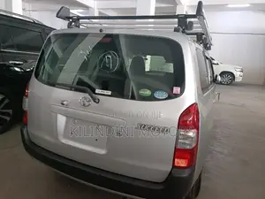 Toyota Succeed 2017 Silver