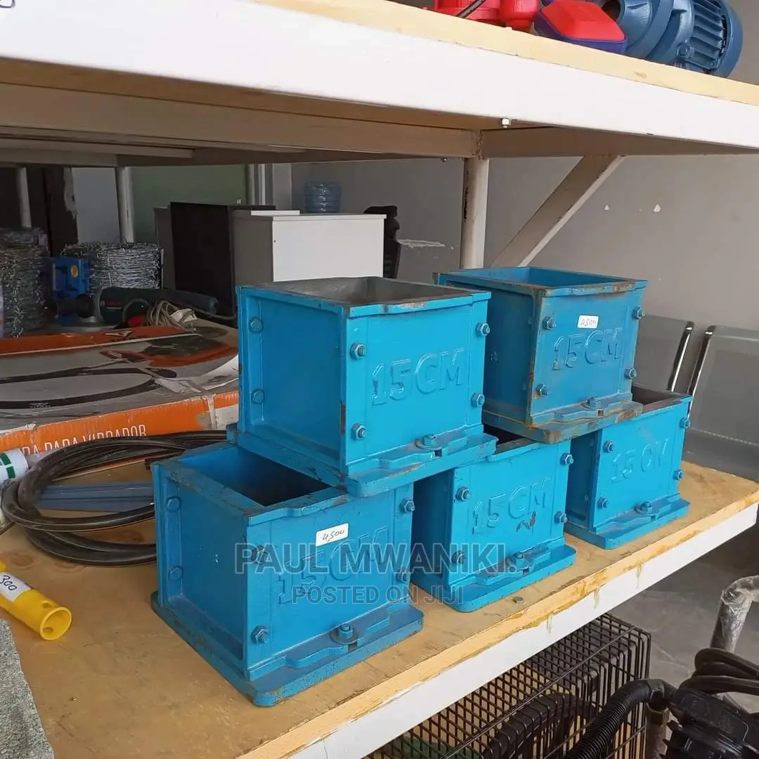 High Quality, Compressive Strength Tests Cube Moulds 15cm3.