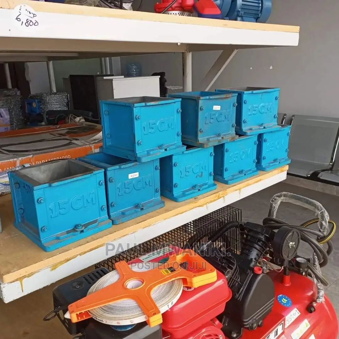 150mm3, Cast Iron Heavy Gauge Cube Moulds.
