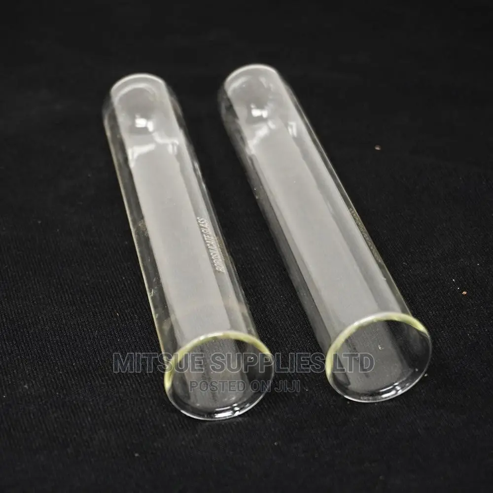 A Set of 10 Pyrex Boiling Tube With Rim ( 24x150)