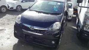 Toyota Pixis Mega 2017 Black