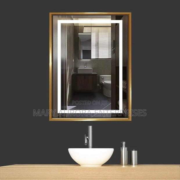 Tronic Led Mirror Light