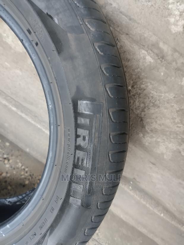 235/55r18 Pirelli - thumbnail 2