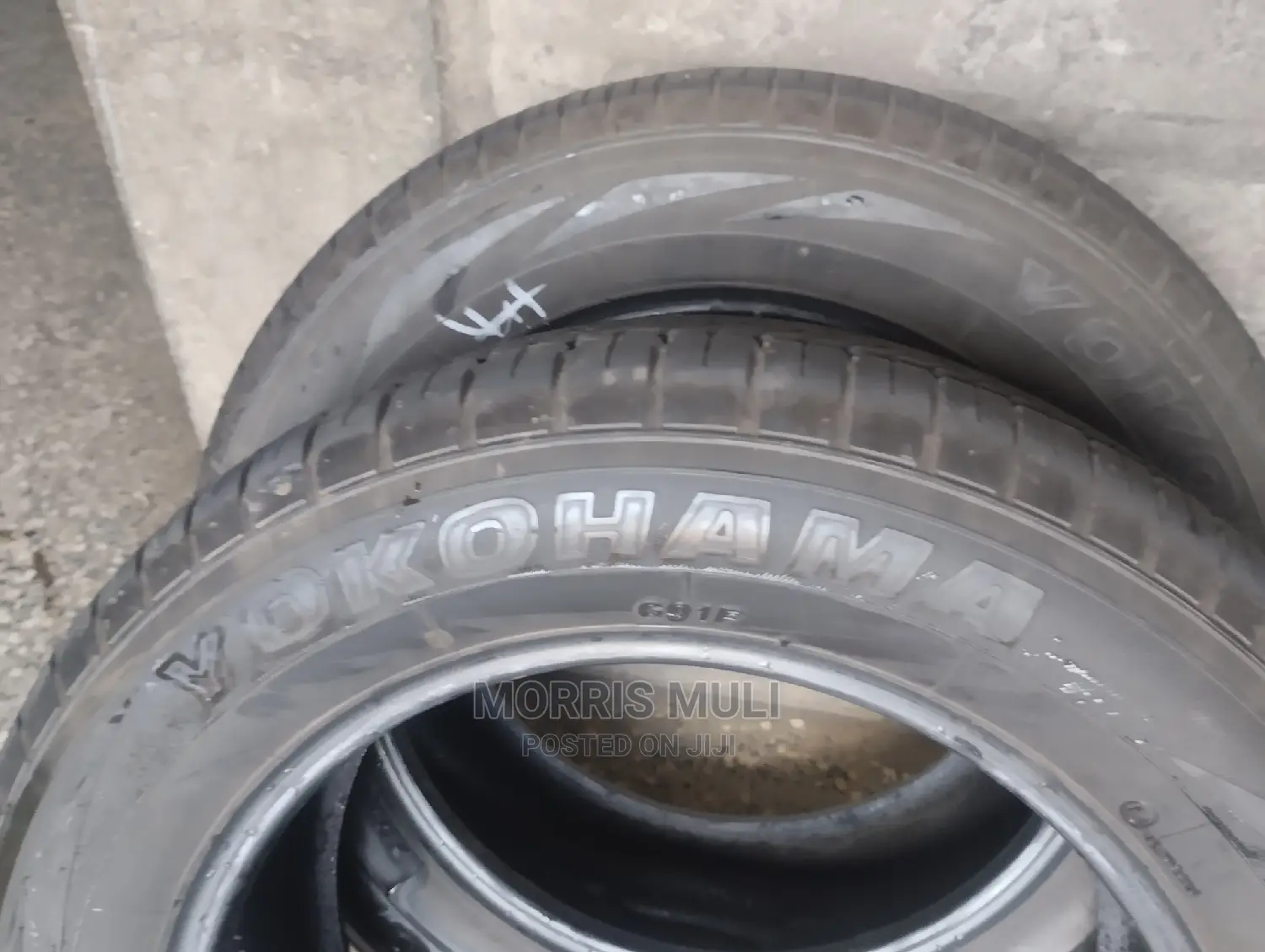 225/60r17 Yokohama.