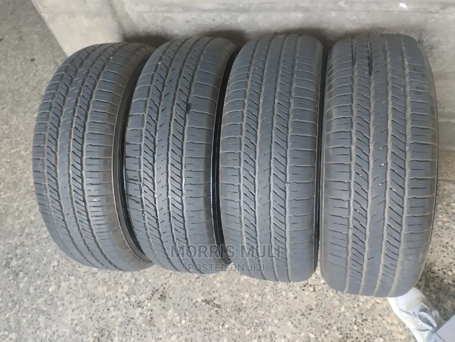 225/60r17 Yokohama.