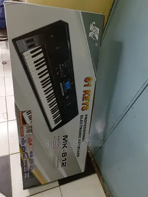 Professional Keyboard 812 MKS 61 Key