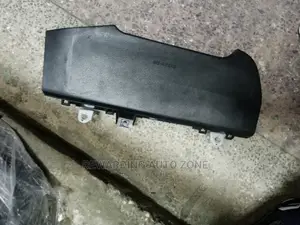 Knee Airbag for Hilux Levo.