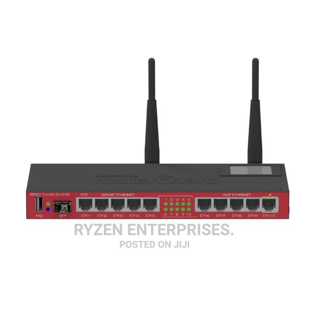 Mikrotik Rb2011uias-2hnd-in 2.4ghz Gigabit Ethernet.