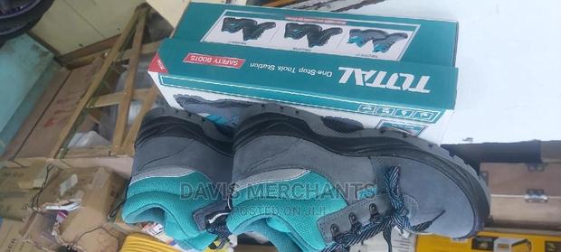 Safety Boots Size 43 - thumbnail 3