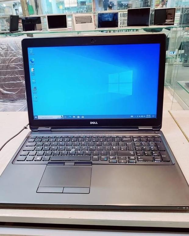 Laptop Dell Latitude 5580 8GB Intel Core I7 SSD 256GB - thumbnail 4