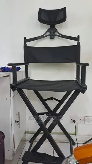 Strong Comfortable Make Up Chair