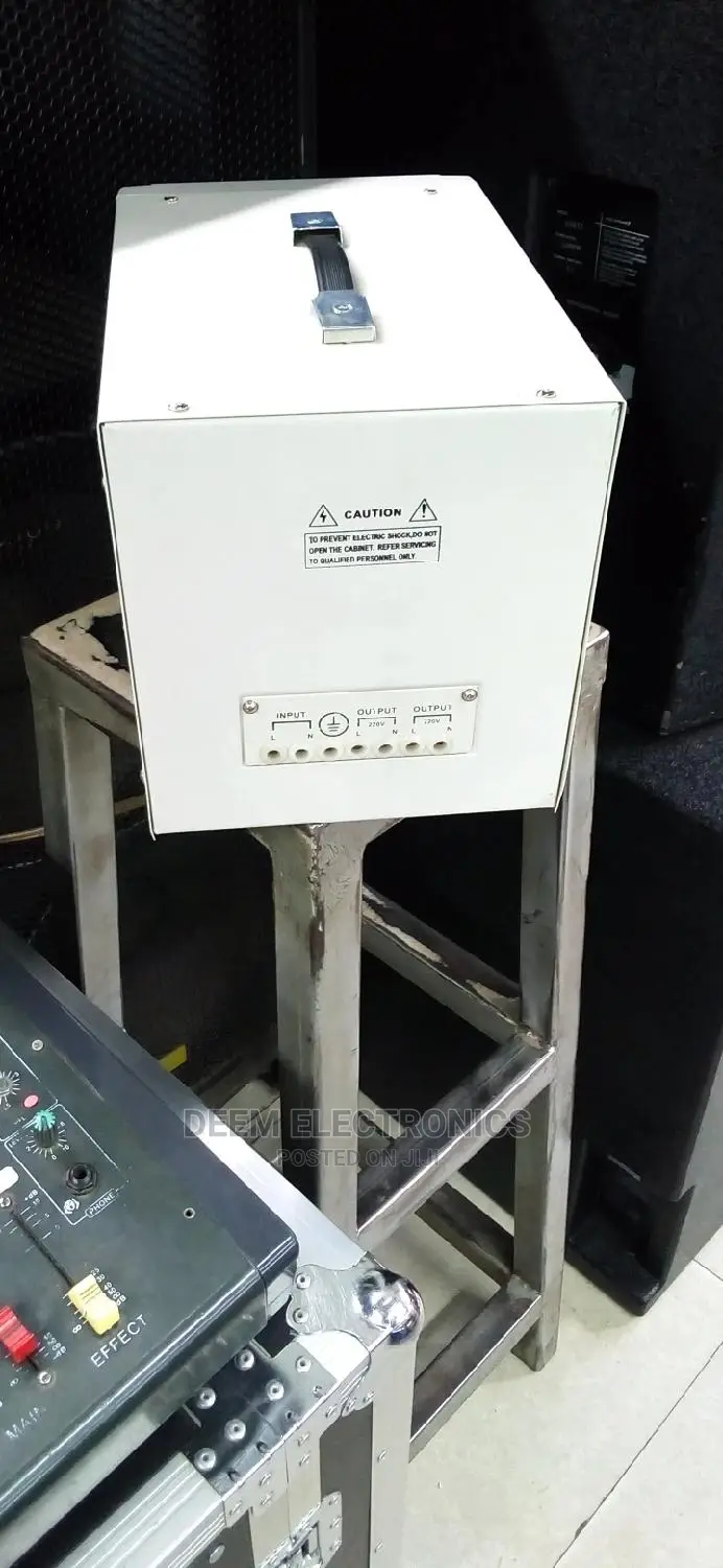 Regulator 5000VA