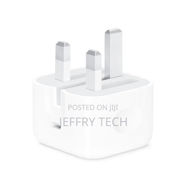 Apple 20W USB-C Power Adapter - 3 Pins