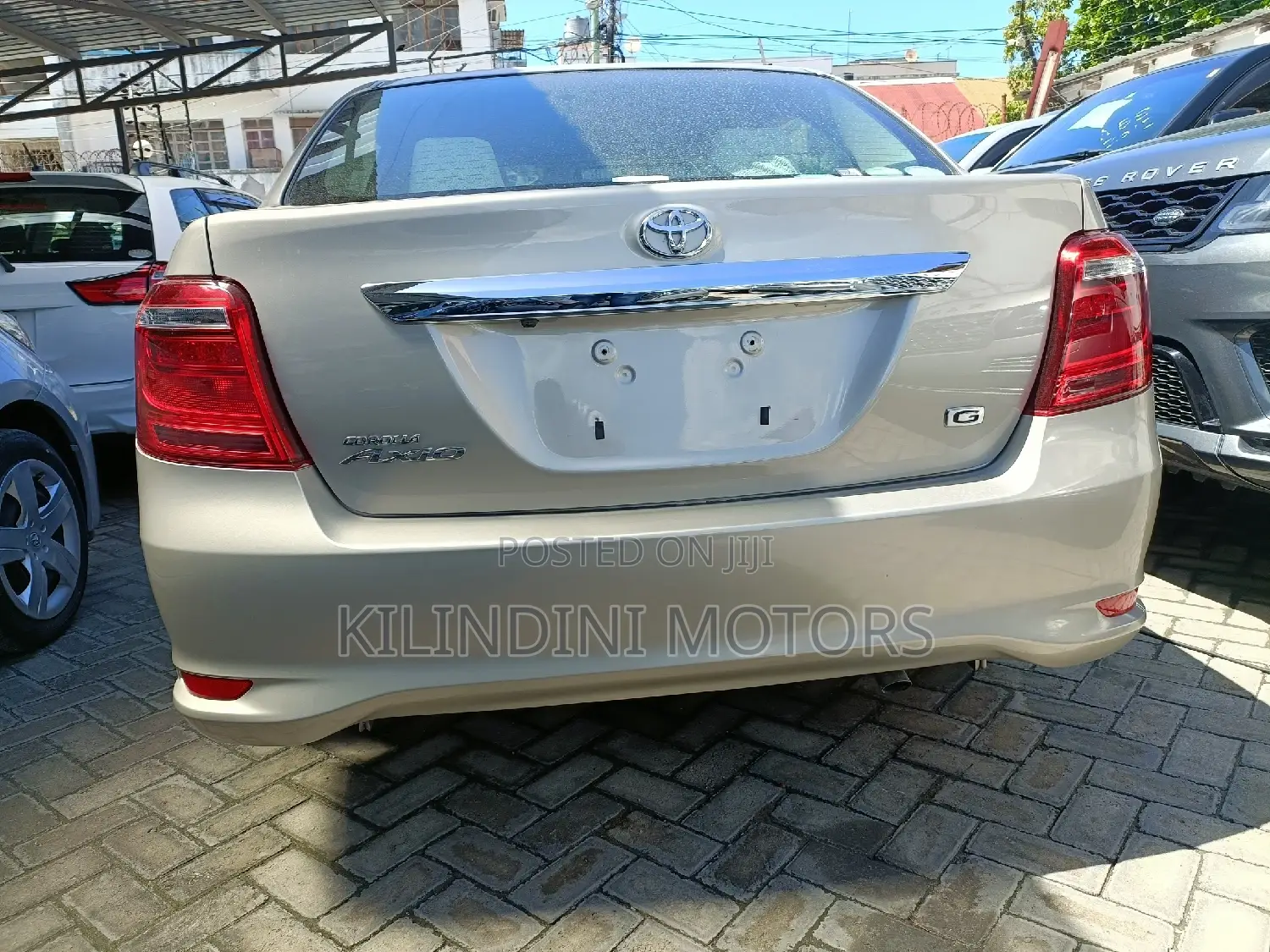 Toyota Axio 2017 Gold