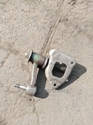 Idle Arm Mitsubishi L200 Old Model 2-Wheel Drive Available.