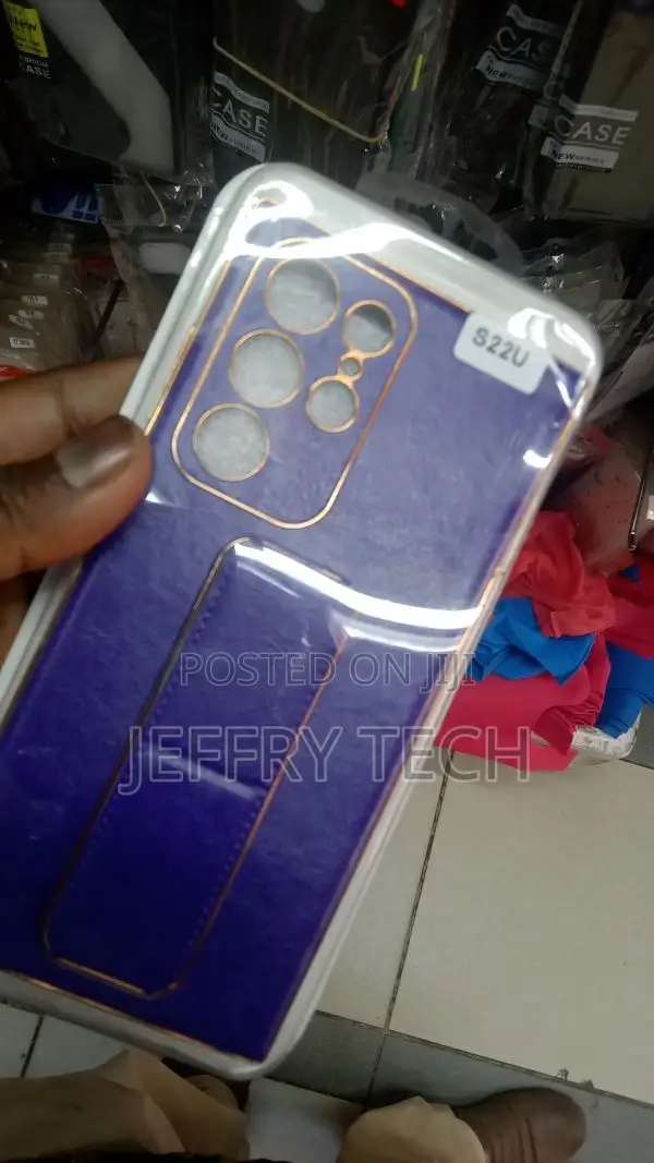 Samsung S22 Ultra Magnetic Case With Stand Wrist Strap in Bl
