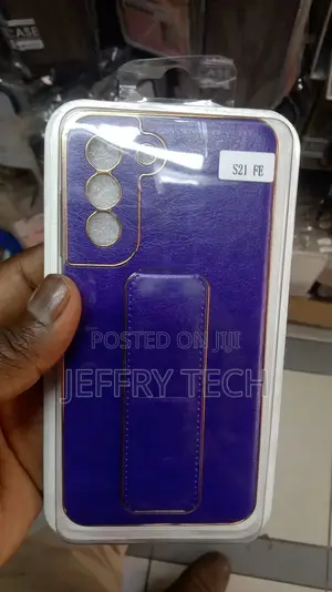 Samsung S21 Fe Magnetic Case With Stand Wrist Strap in Bl
