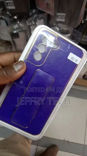 Samsung S21 Fe Magnetic Case With Stand Wrist Strap in Bl